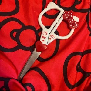 Hello Kitty Red and White Heart+Polkadot Scissors